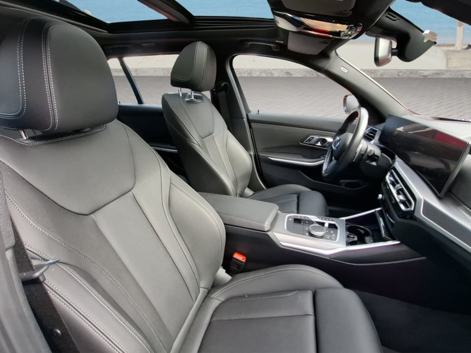 BMW 330 I Touring 2024 - Imagen 19 de 20
