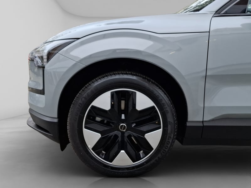 Volvo Ex30 E40 Core 2025 - Imagen 9 de 16