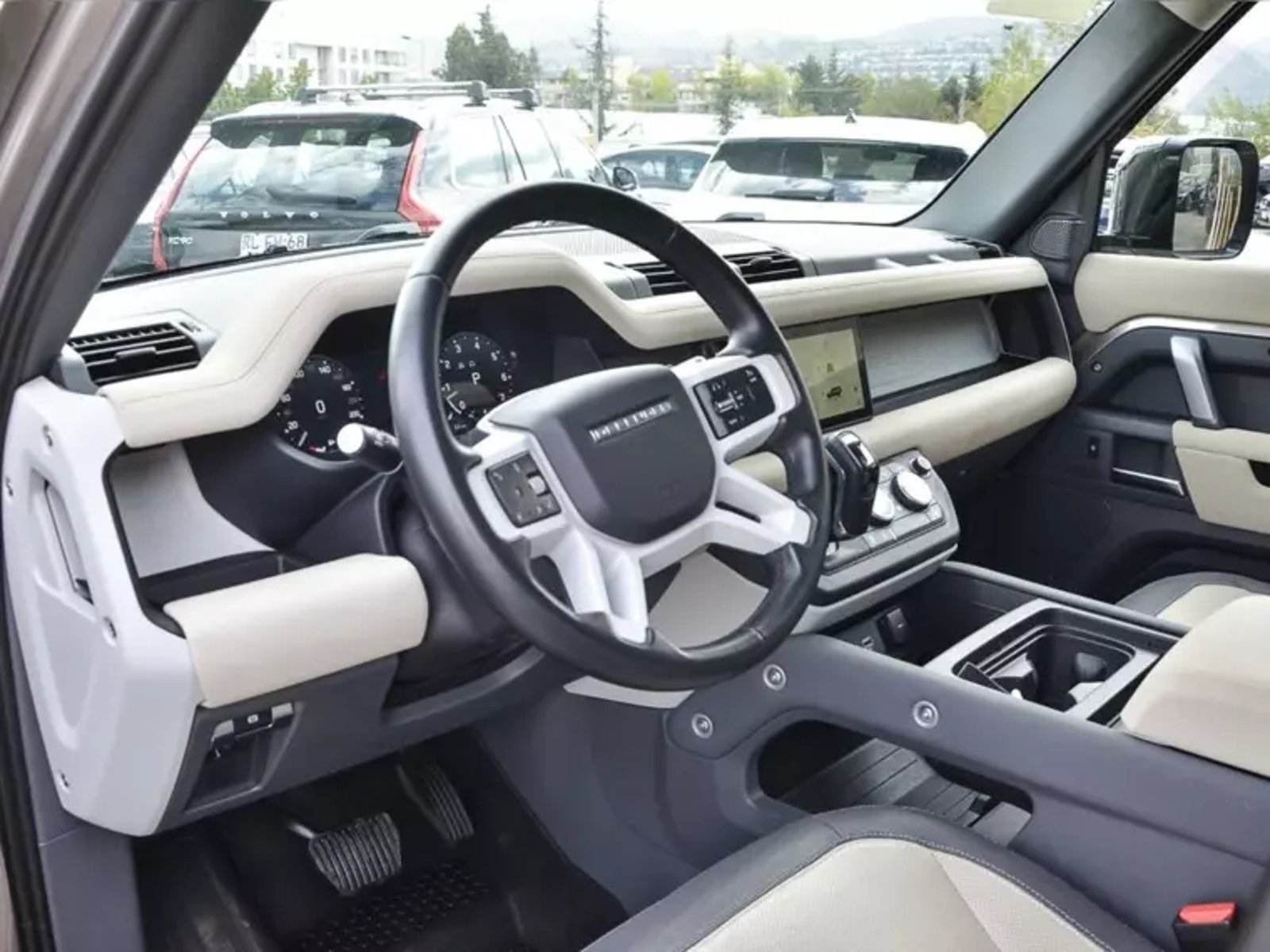 Land Rover Defender 3.0 110 X-dynamic S Diesel 4x4 300hp At 5p 2024 - Imagen 8 de 10
