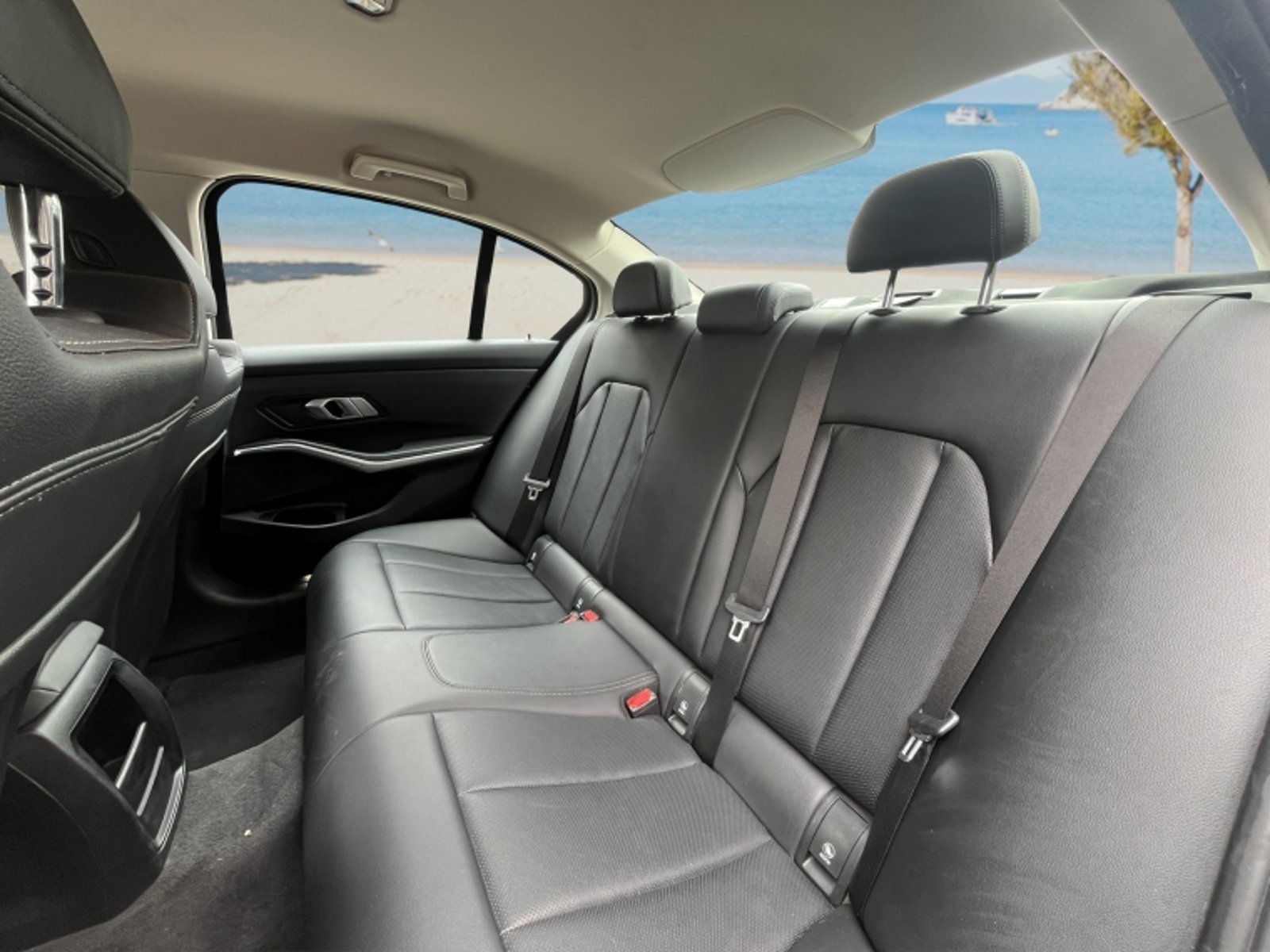 BMW 320 I Urban 2022 - Imagen 15 de 20