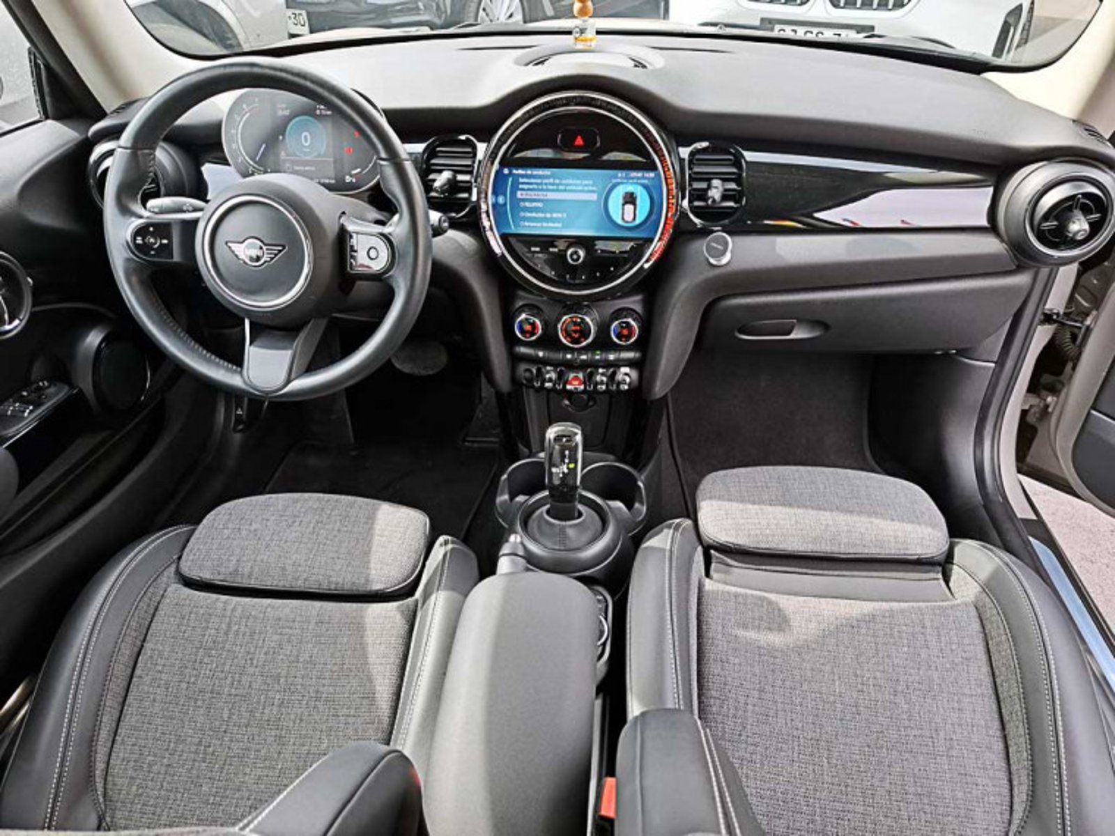MINI Cooper 1.5 Hb 3p Classic 2026 - Imagen 6 de 13