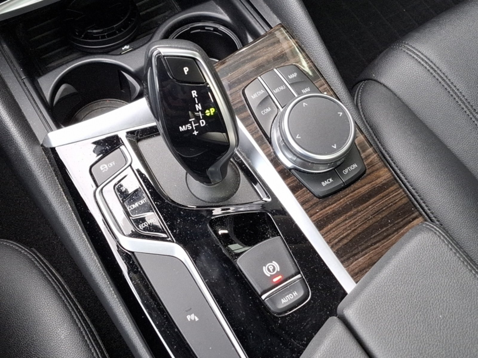 BMW 520 I 2.0 Aut 2019 - Imagen 13 de 20