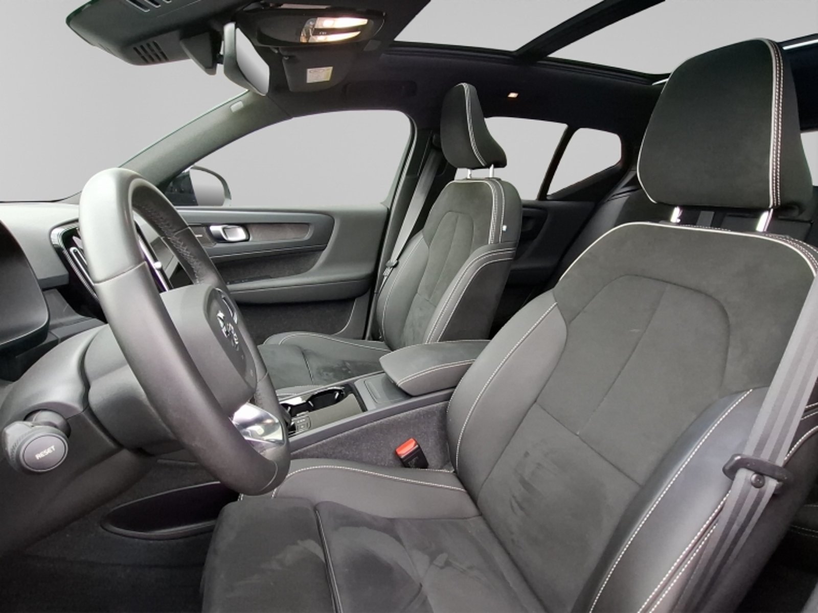 Volvo Xc40 C40 P8 Recharge 2024 - Imagen 10 de 20
