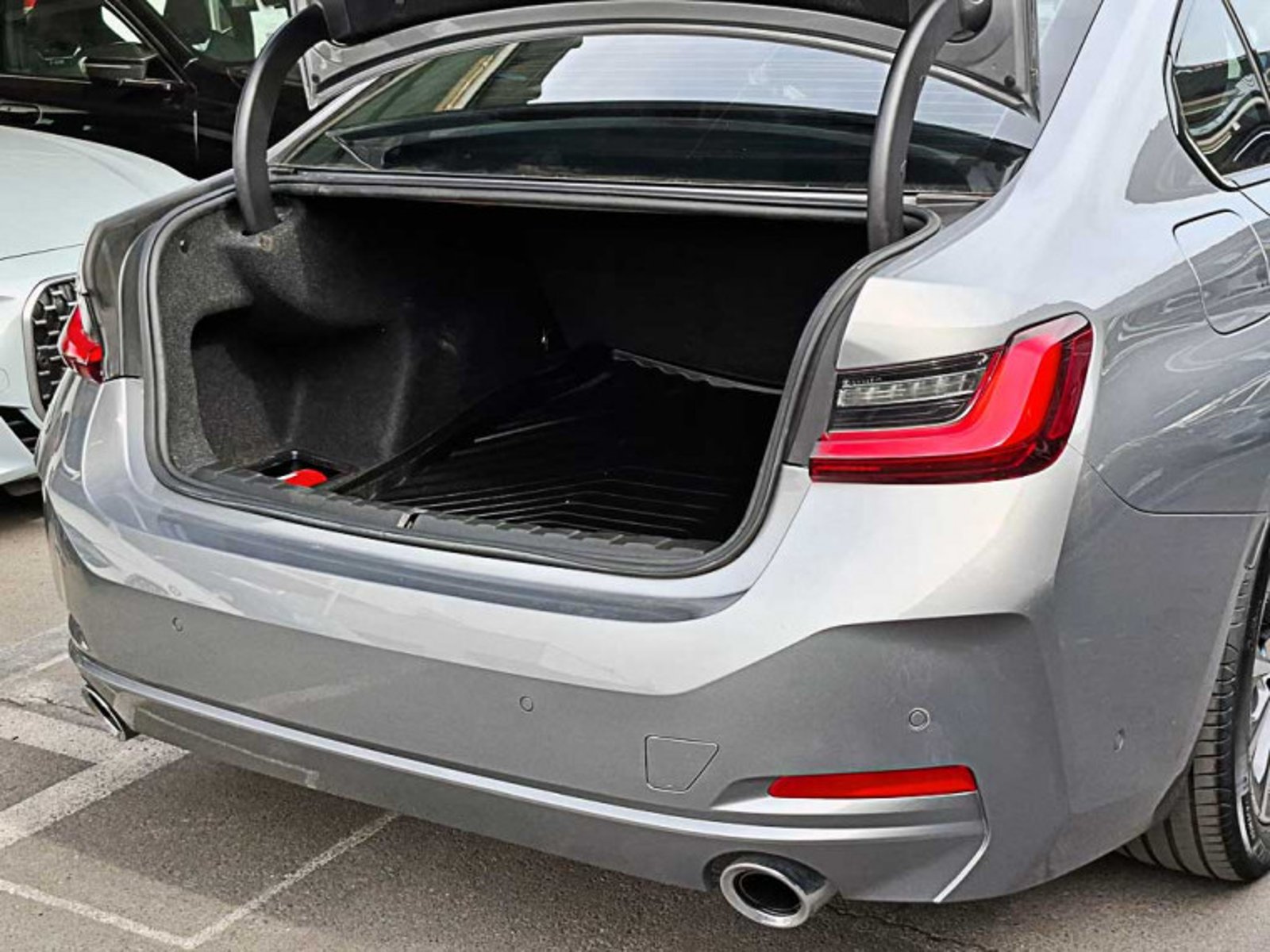 BMW 320 I 42.0 Aut 2026 - Imagen 13 de 13