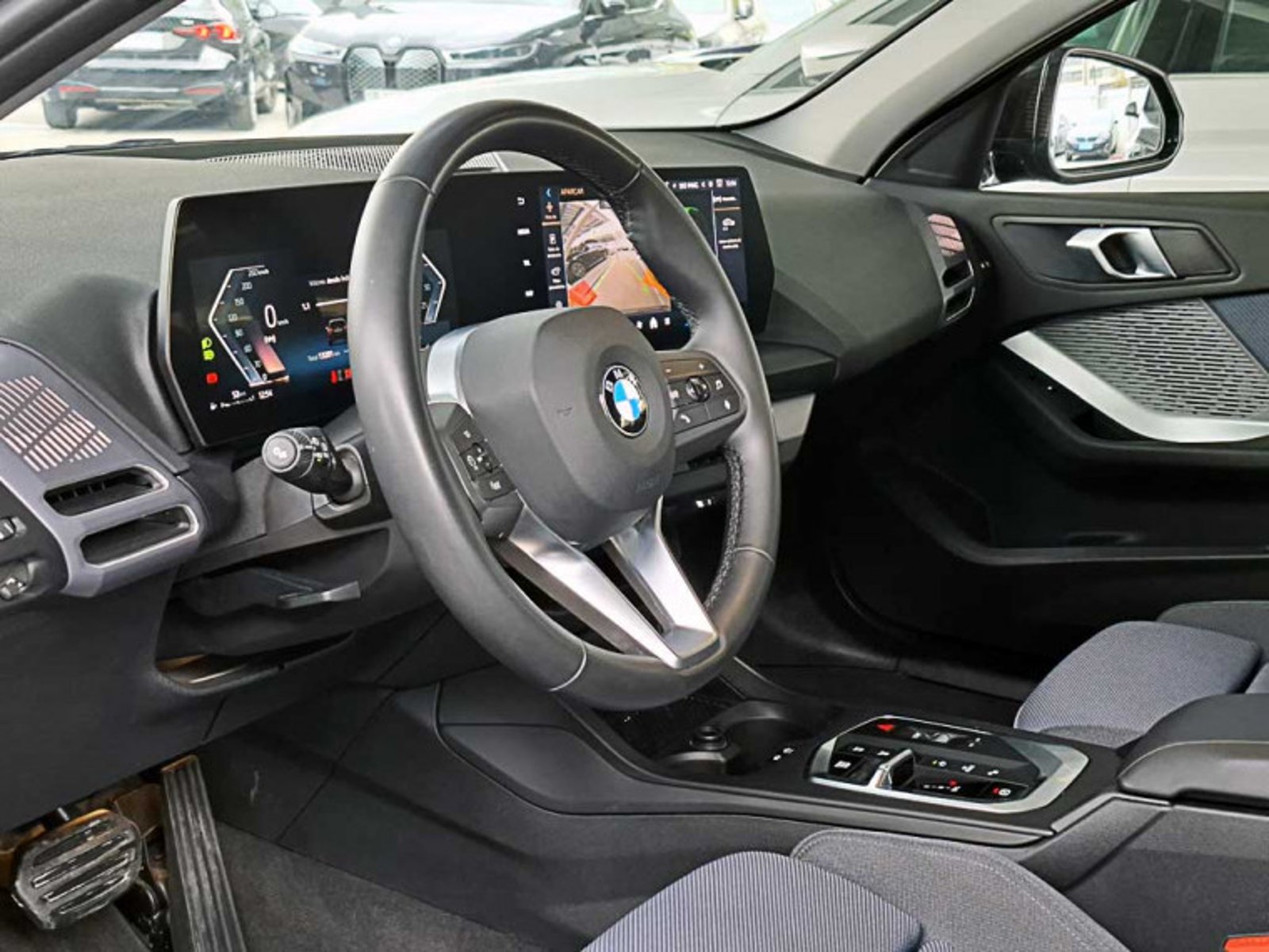 BMW 118 I Hatch Dynamic 2025 - Imagen 11 de 13