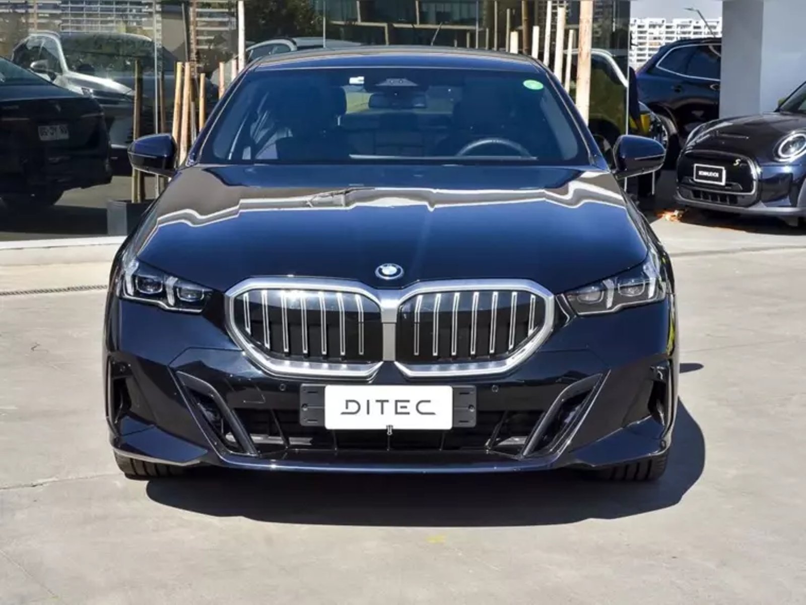 BMW 530 E Berlina M Sport 2026 - Imagen 3 de 15