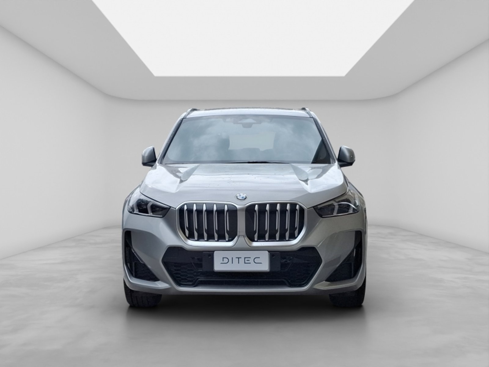 BMW X1 Sdrive18i M Sport 2026 - Foto 2 de 20