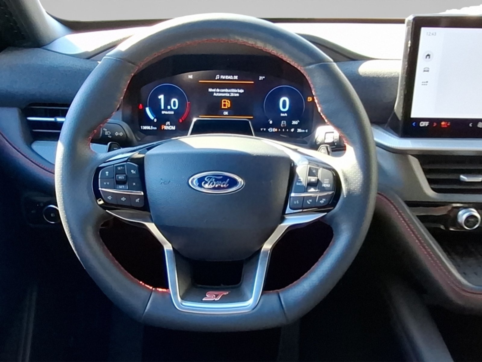 Ford Explorer St 4x4 3.0 Aut 2025 - Imagen 16 de 20