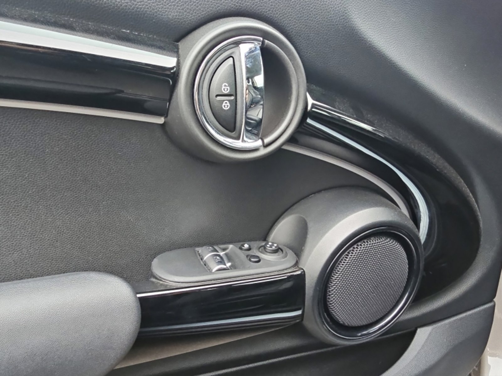 MINI Cooper 1.5 Hb 3p Classic 2024 - Imagen 13 de 20