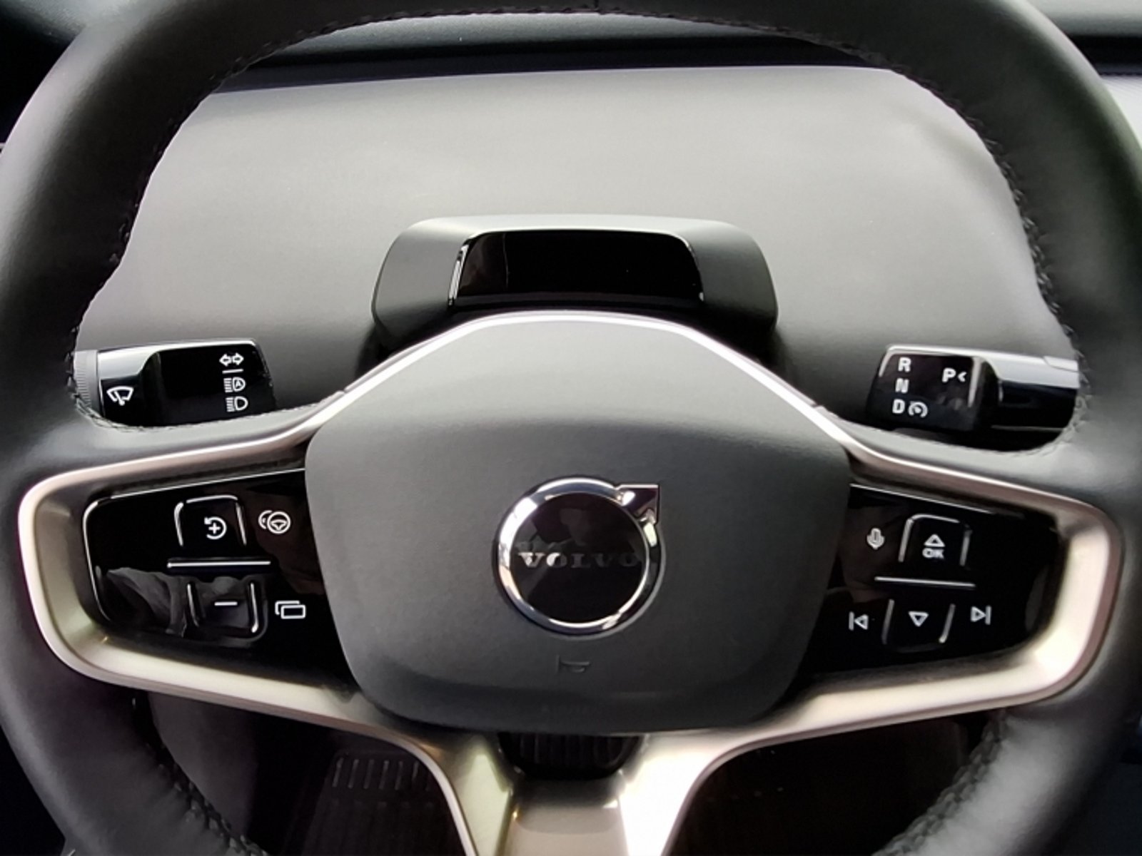 Volvo Ex30 E40 Core 2024 - Imagen 12 de 16