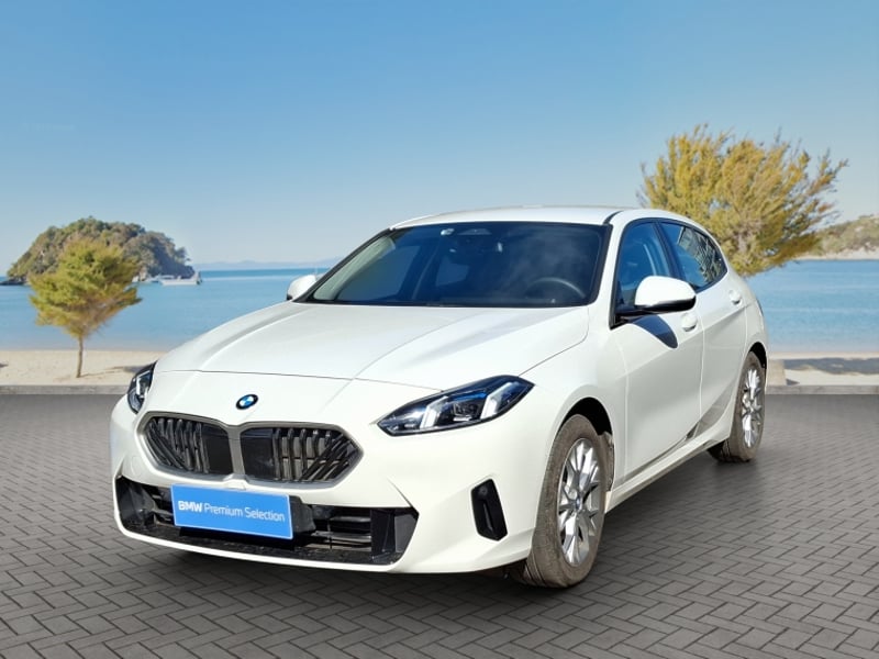 BMW 120 Hatch Dynamic 2026