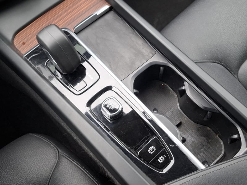 Volvo Xc60 Ii B5 4x4 2.0 Aut 2024 - Imagen 13 de 16