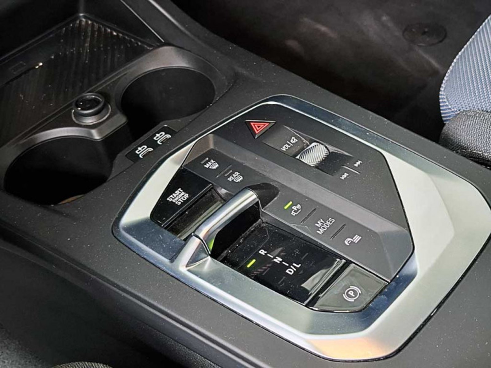 BMW 118 I Hatch Dynamic 2025 - Imagen 9 de 13