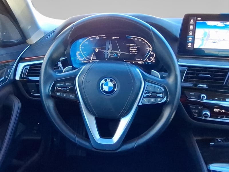 BMW 530 E Luxury 2024 - Imagen 16 de 20