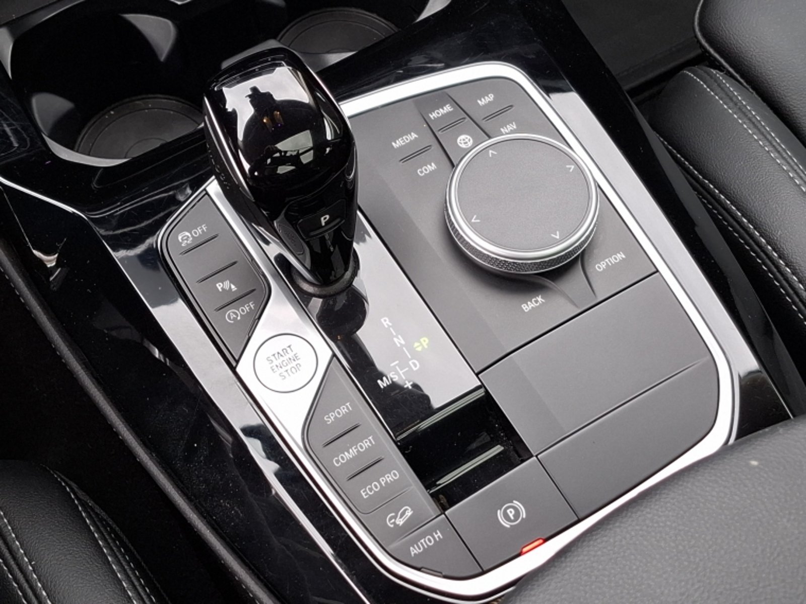 BMW X4 Xdrive 20i 4x4 2.0 At 2025 - Imagen 13 de 20