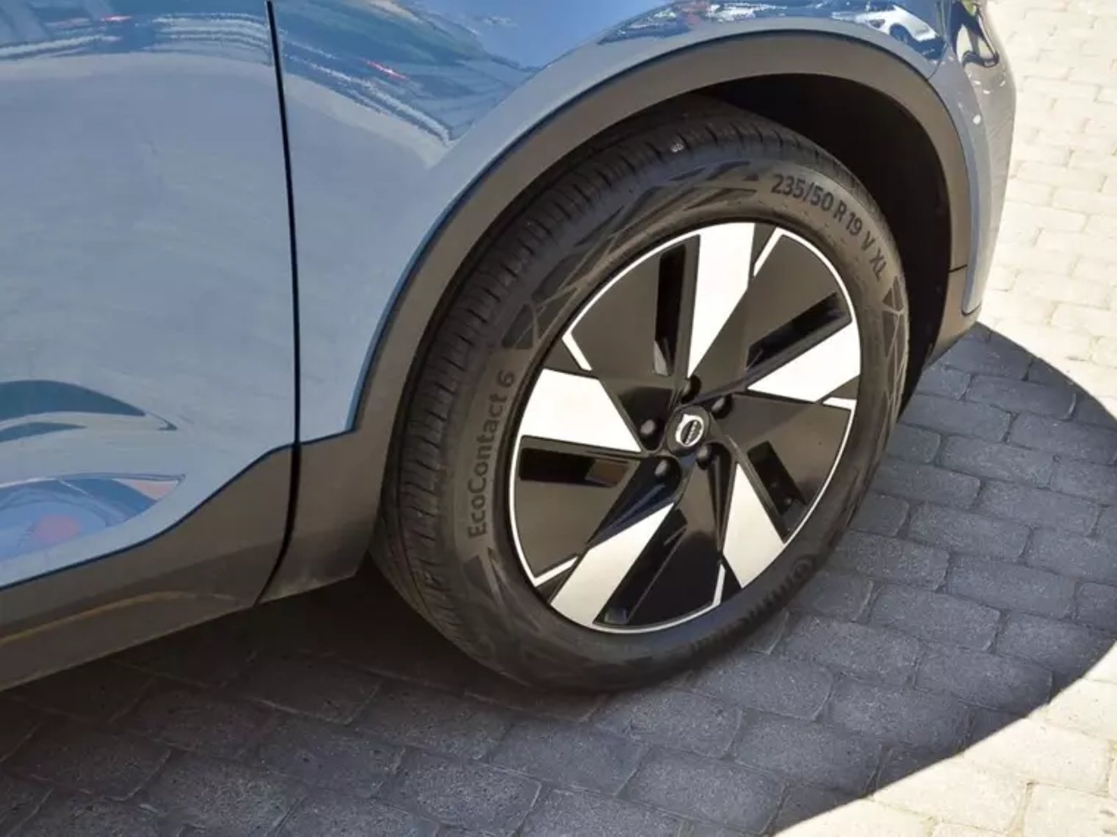 Volvo Ex40 0.0 P8 Recharge 4x4 At Electrico 2025 - Imagen 6 de 17