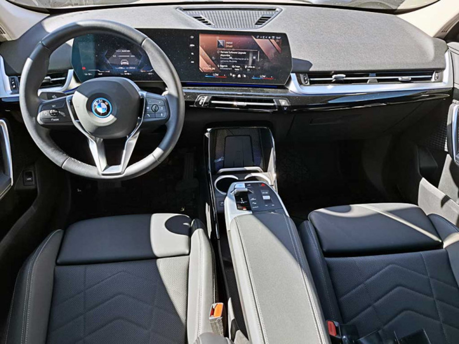 BMW Ix1 Xdrive30 Comfort 2026 - Imagen 6 de 13