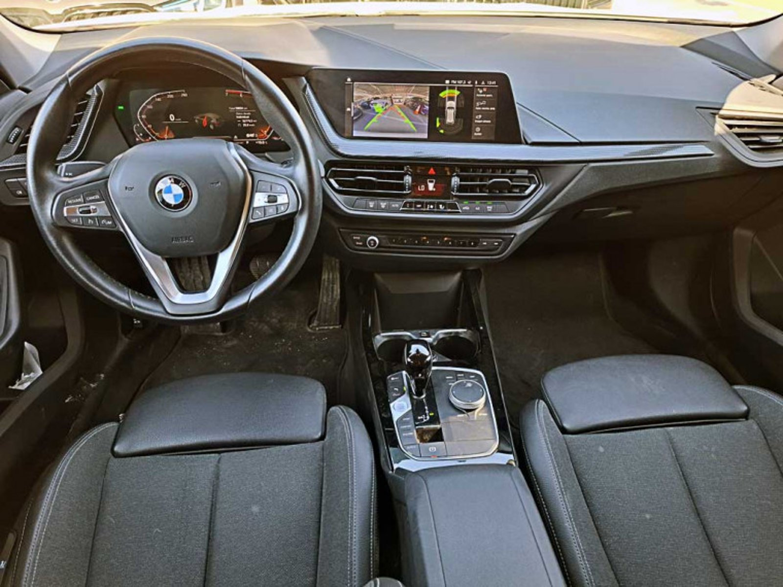 BMW 118 I Hatch Dynamic 2023 - Imagen 6 de 12
