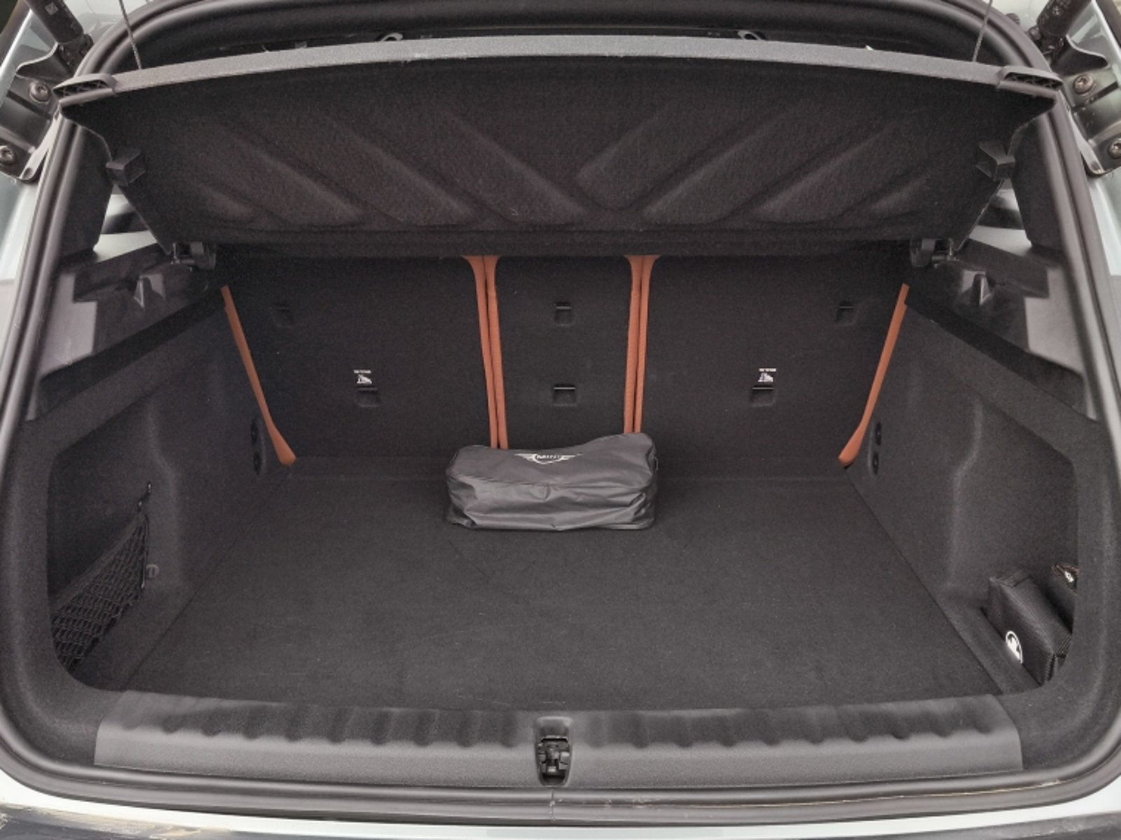Mini Cooper Countryman D 2.0 Favoured 2025 - Imagen 9 de 18