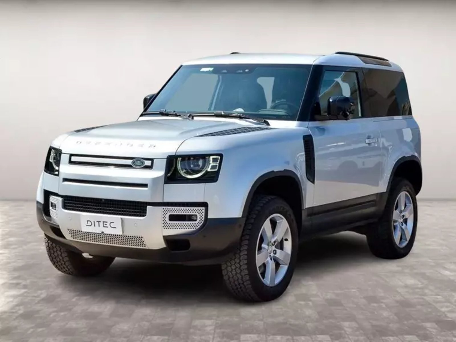 Land Rover Defender 2023
