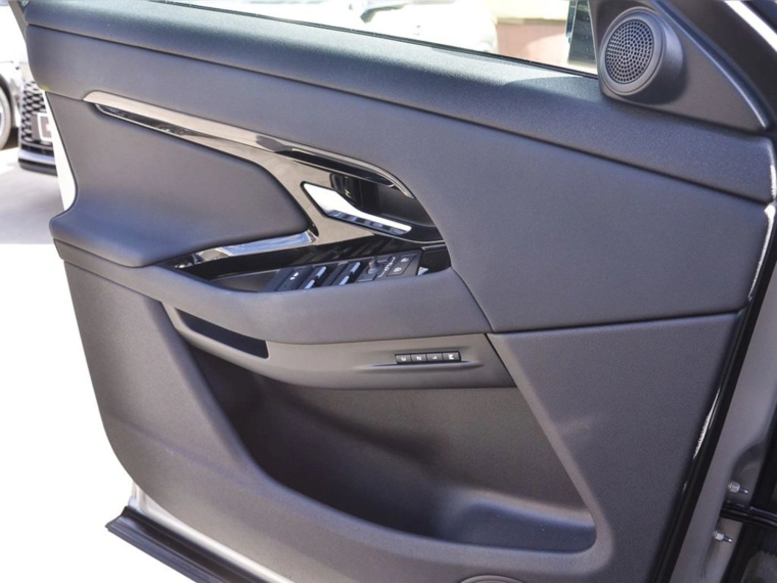 Land Rover Evoque Range Rover Evoque Mhev 4x4 2.0 Aut 2025 - Imagen 17 de 17