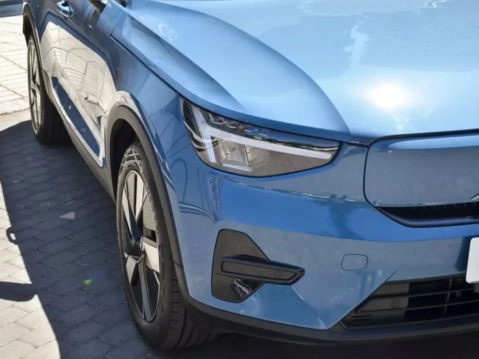 Volvo Ex40 0.0 P8 Recharge 4x4 At Electrico 2025 - Imagen 5 de 17