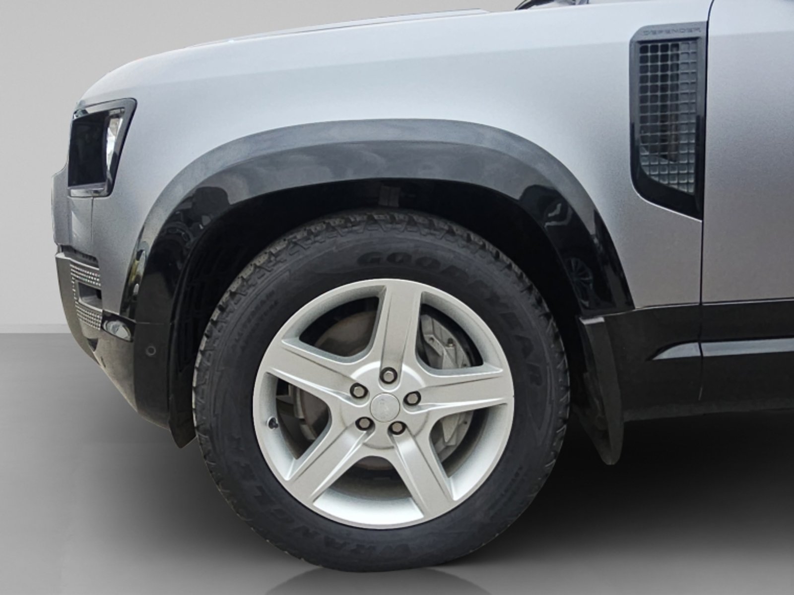 Land Rover Defender 130 3.0i X Dynamic 2024 - Imagen 9 de 20