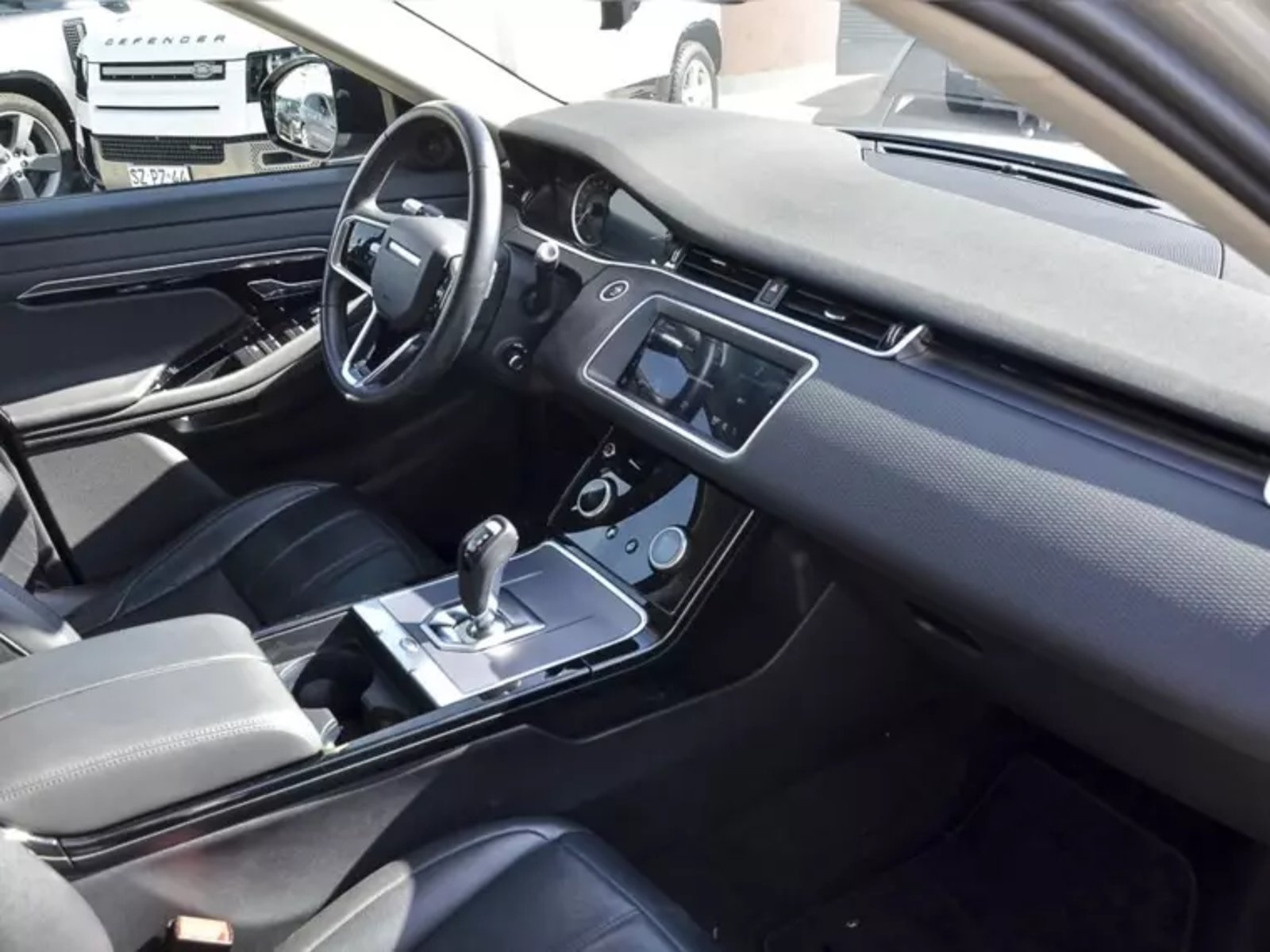 Land Rover Evoque Aut 2022 - Imagen 16 de 18