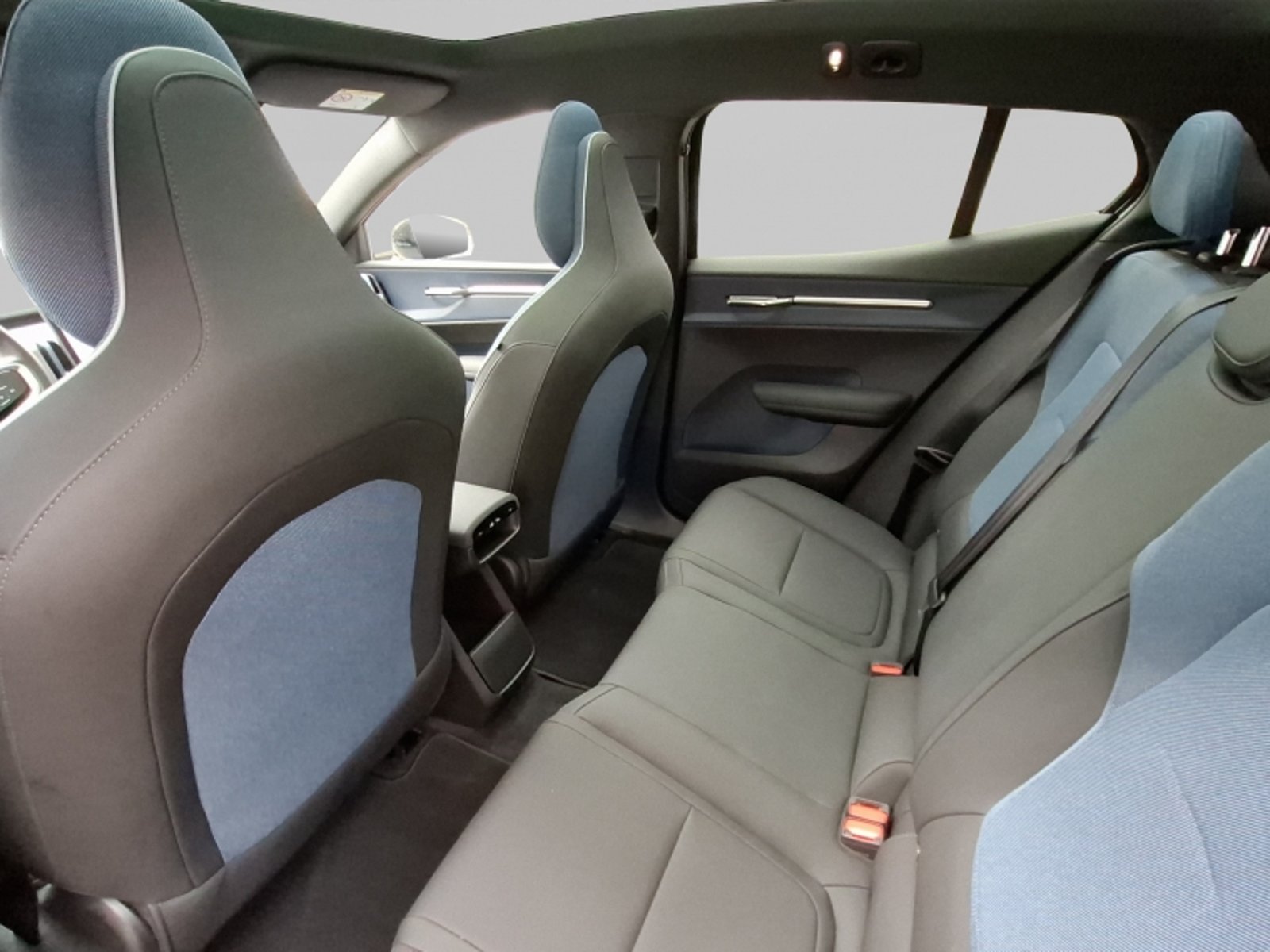 Volvo Ex30 E60 Ultra Aut 2025 - Imagen 15 de 20