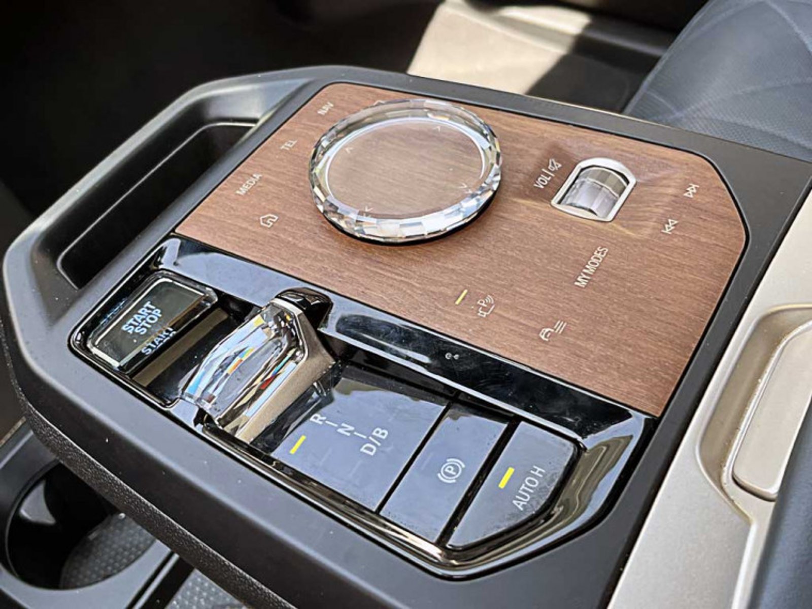 BMW Ix Xdrive40 Suite 2023 - Imagen 9 de 13