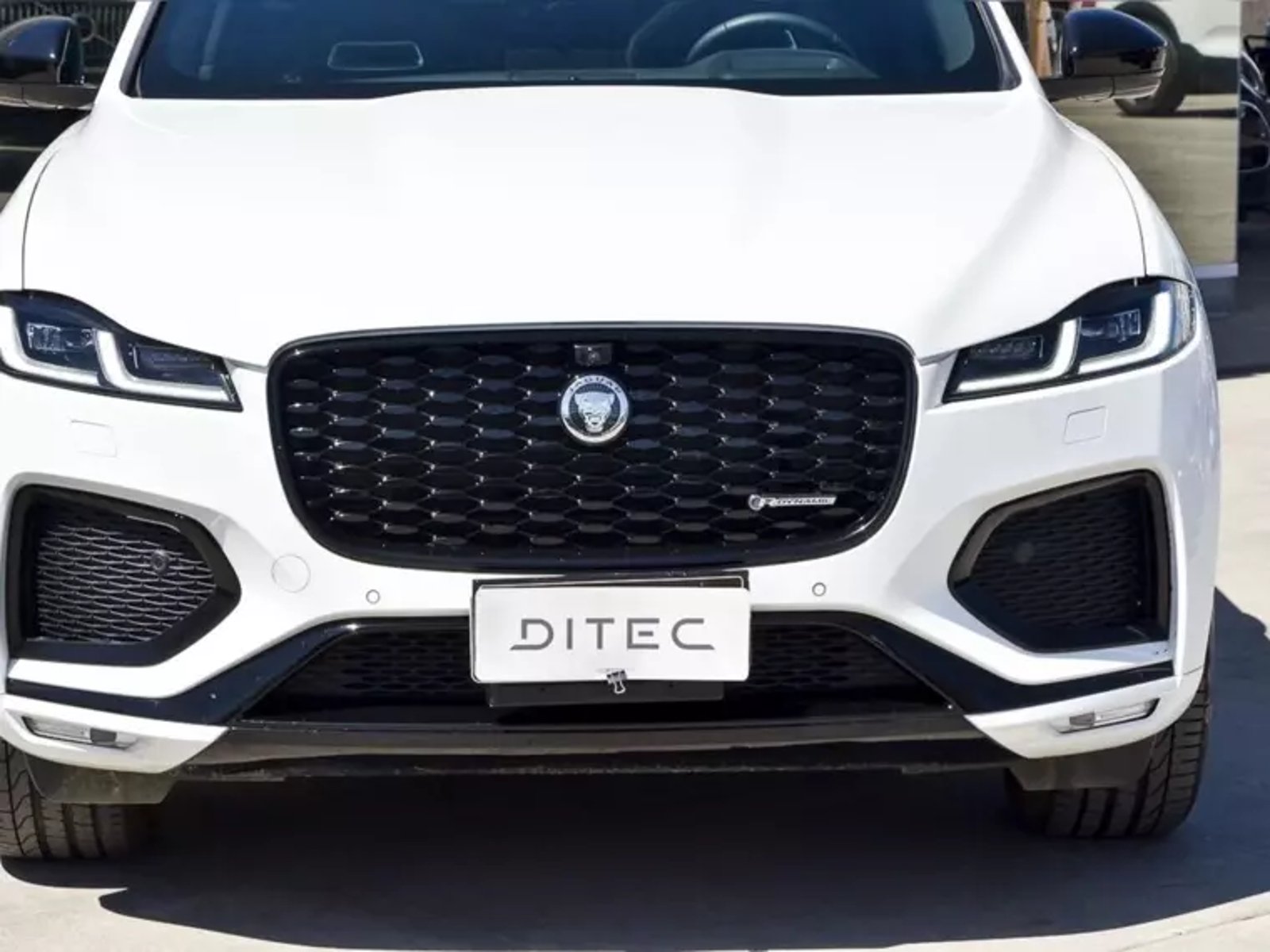 Jaguar F-pace R Dynamic 2024 - Foto 4 de 20