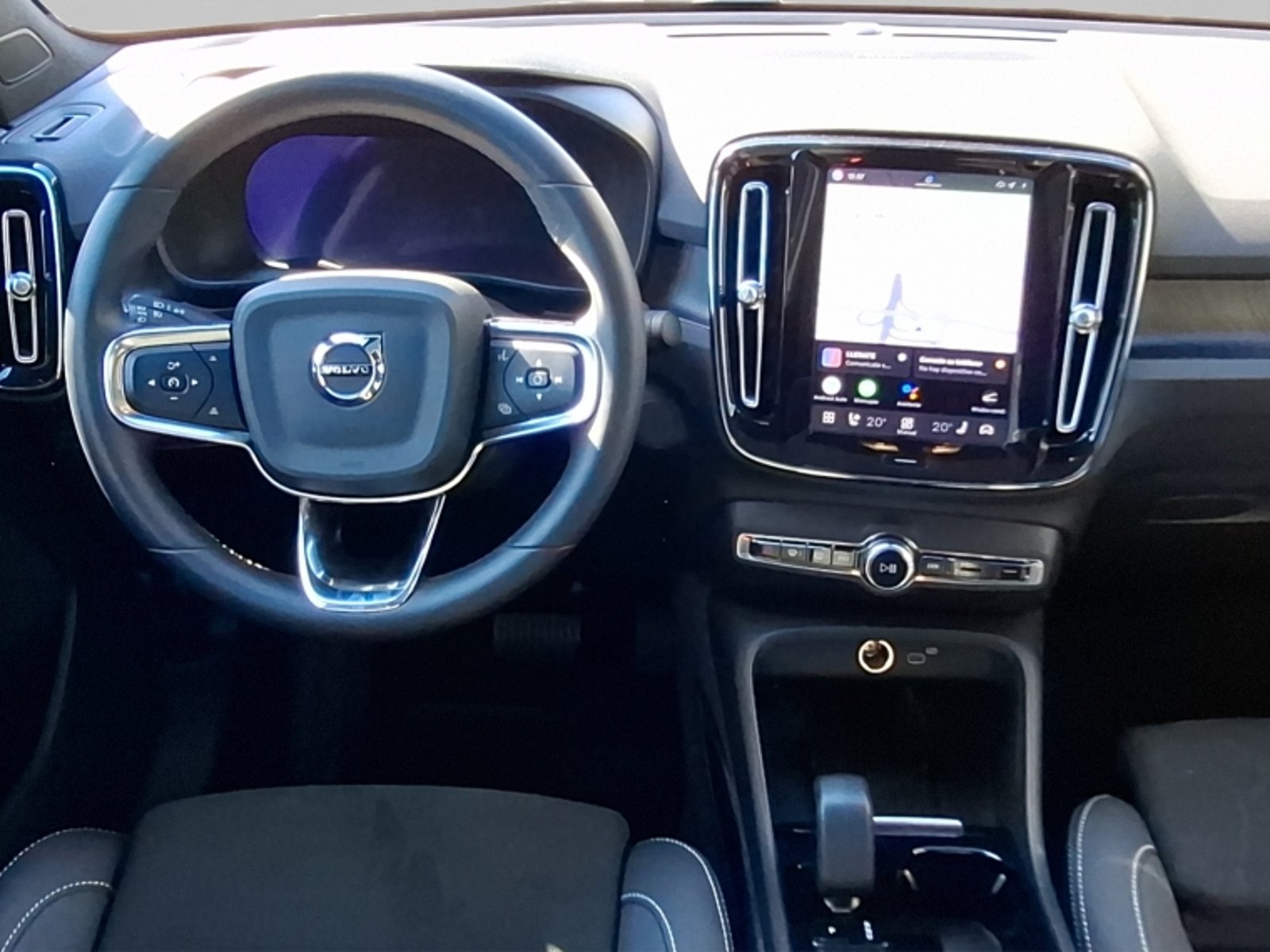 Volvo C40 P8 Recharge 2024 - Imagen 17 de 20