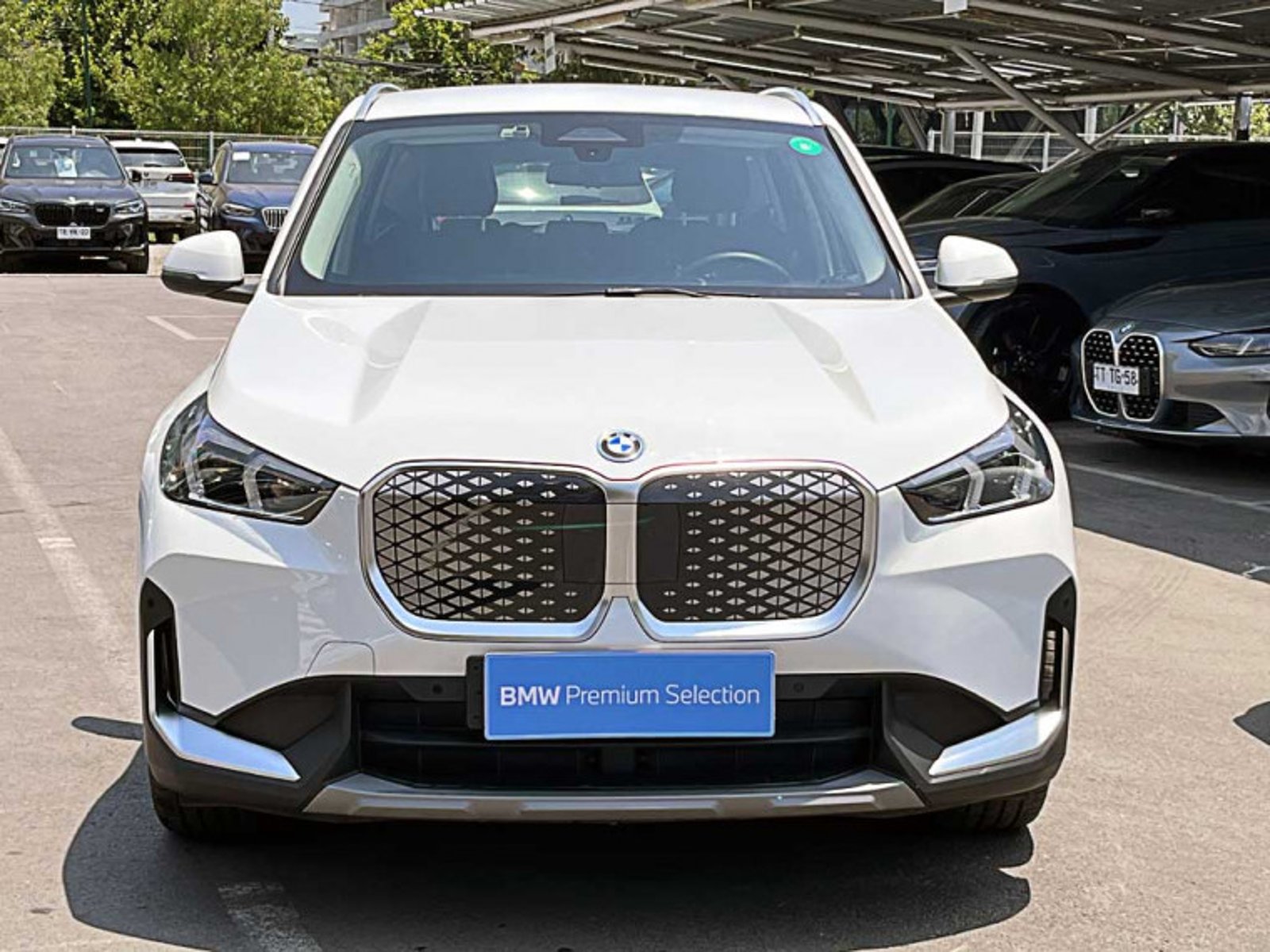 BMW Ix1 Xdrive30 Comfort 2025 - Foto 3 de 12
