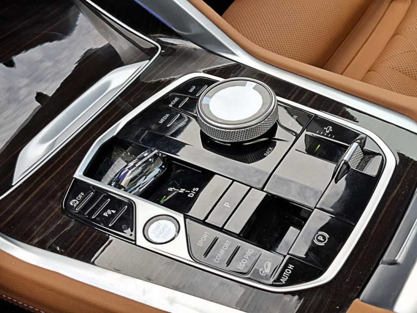 BMW X6 Xdrive40i M Sport 2025 - Imagen 9 de 13