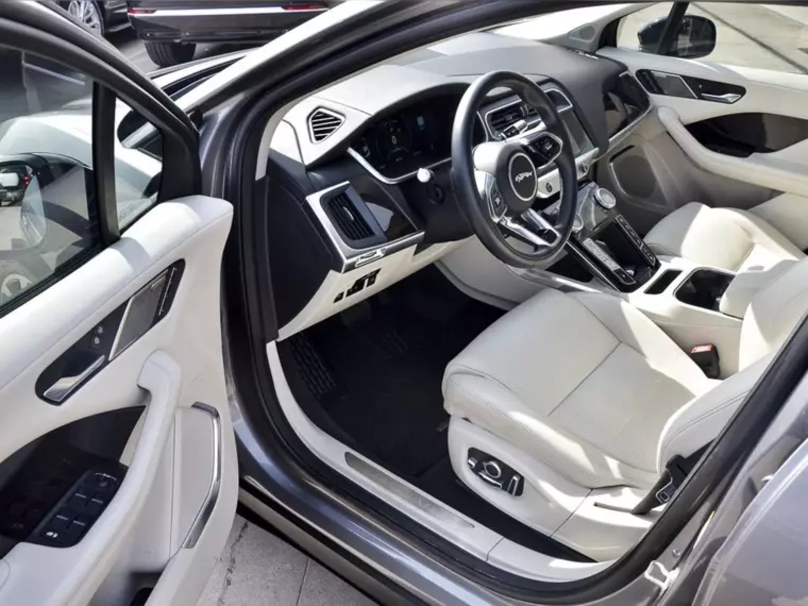 Jaguar I-pace Ev400 Hse 2023 - Imagen 14 de 20