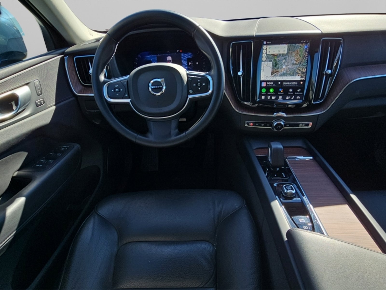 Volvo Xc60 Ii B5 4x4 2.0 Aut 2024 - Imagen 17 de 20