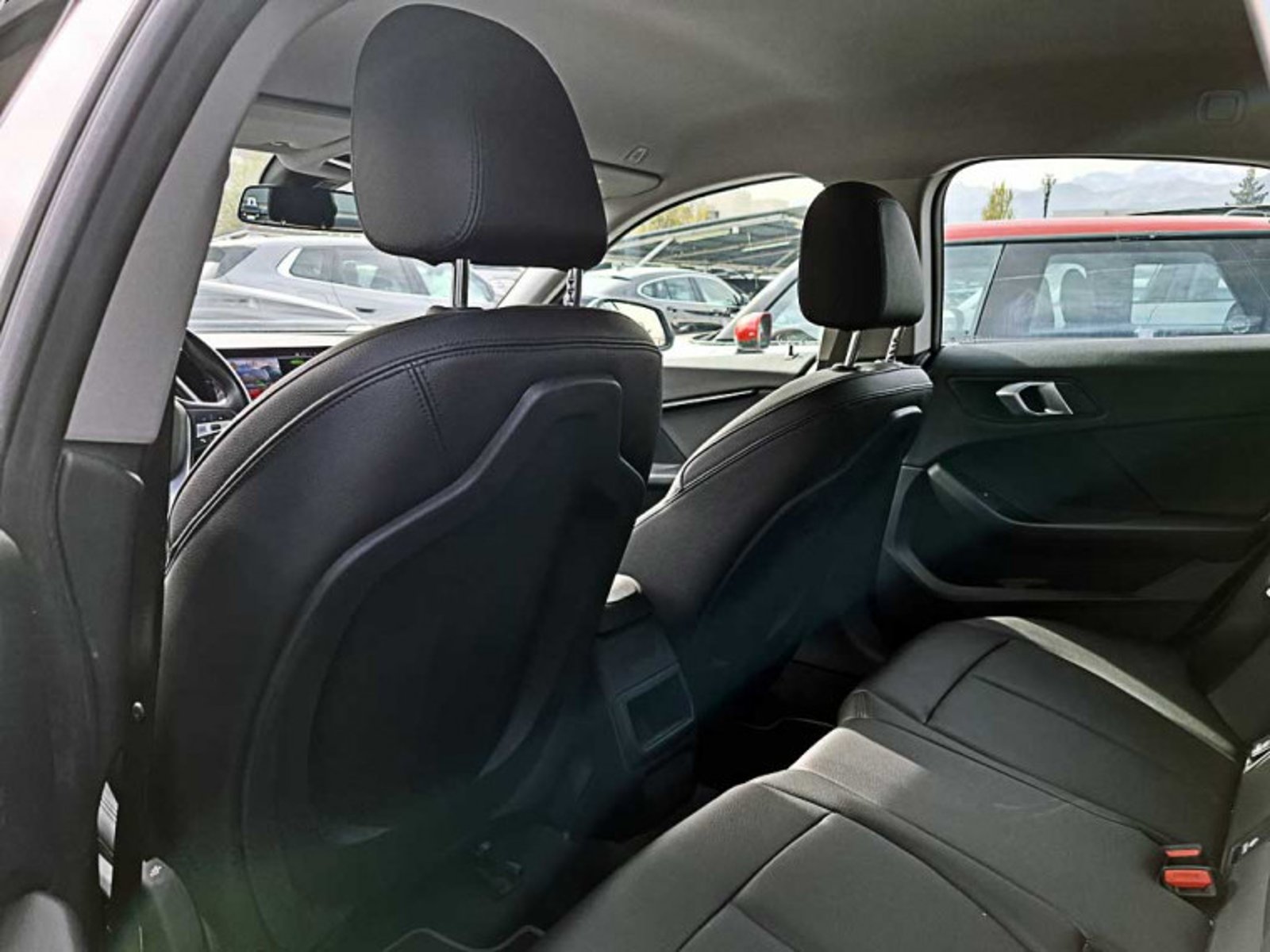 BMW 218 I Gran Coupe 1.5 Aut 2024 - Imagen 12 de 13