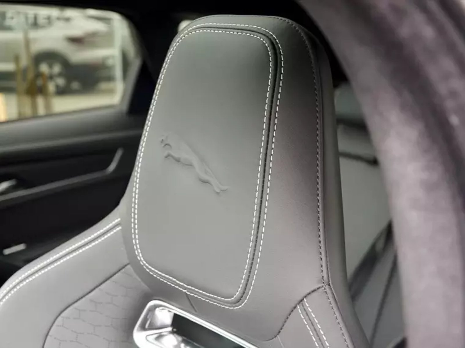 Jaguar F-pace 400 Sport 2025 - Imagen 19 de 20