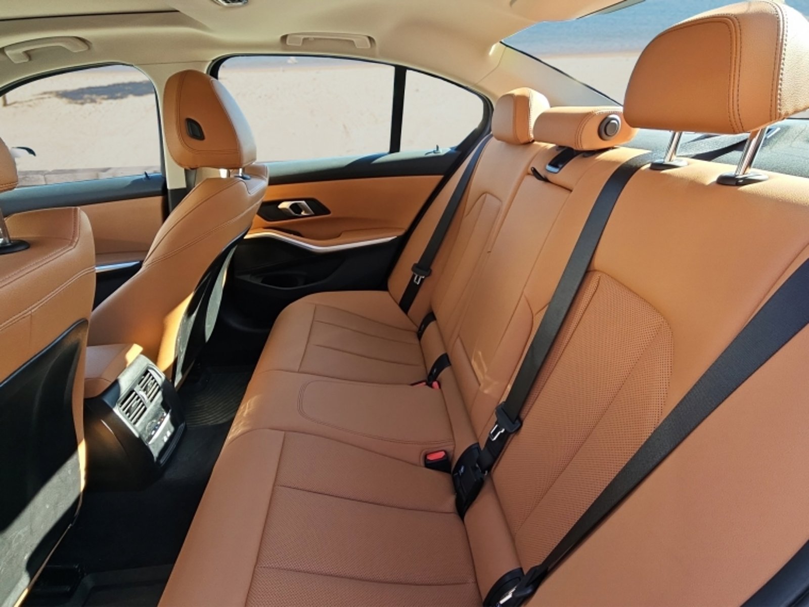 BMW 330 E Berlina Dynamic 2025 - Imagen 15 de 20
