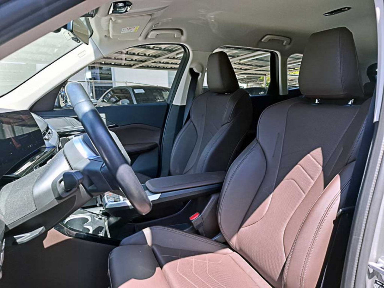BMW Ix1 Xdrive20 Aut 2025 - Imagen 10 de 13