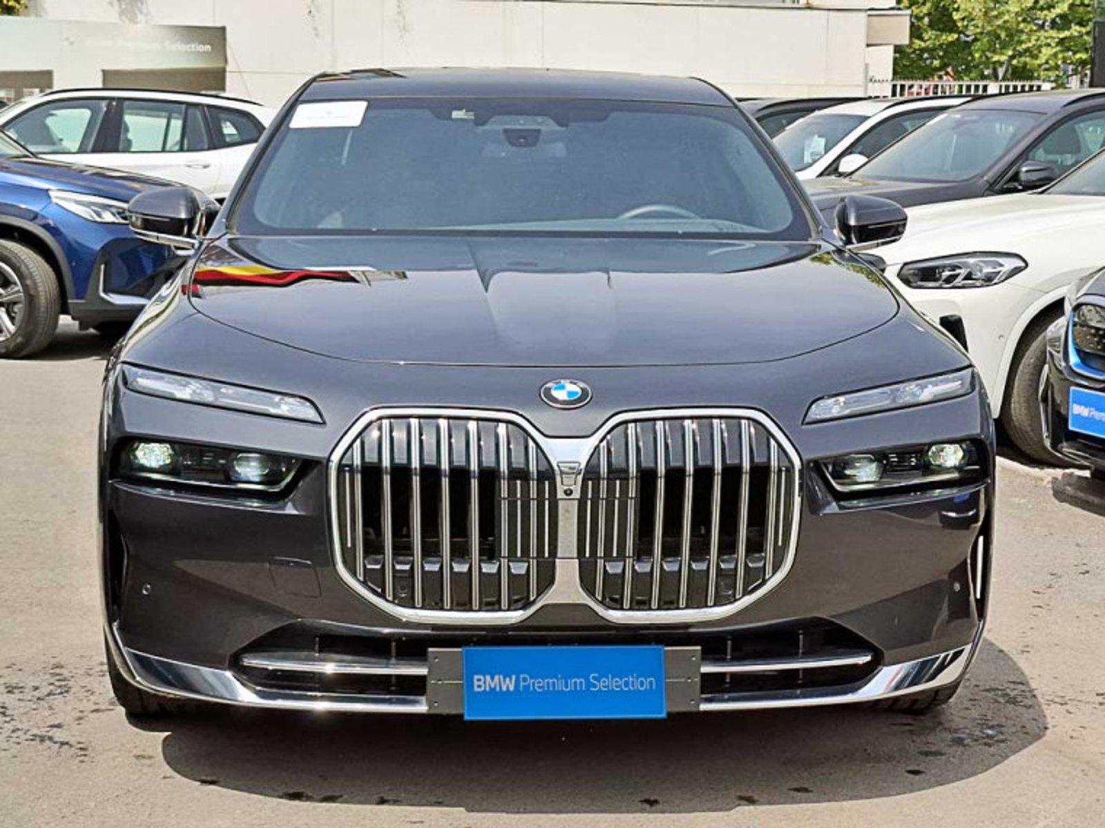 BMW 740 I Berlina Pure Excellence 2025 - Imagen 3 de 13