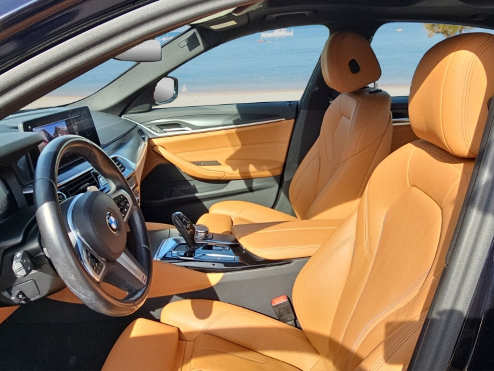 BMW 530 I Sedan 2.0 Aut 2024 - Imagen 10 de 20