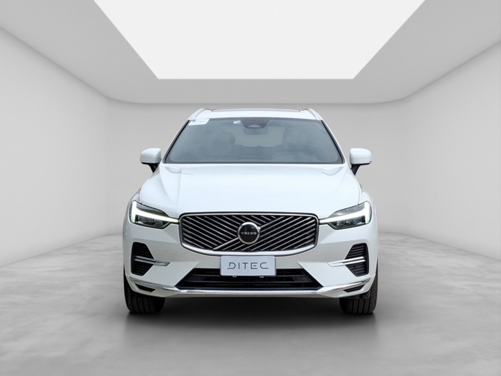 Volvo Xc60 T8 Awd Core 2026 - Foto 2 de 20