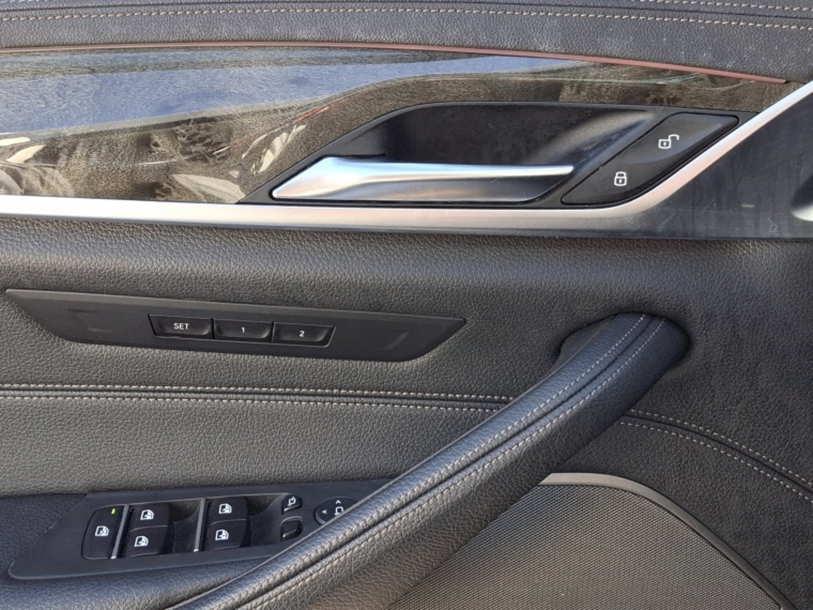 BMW 530 E Luxury 2024 - Imagen 14 de 20
