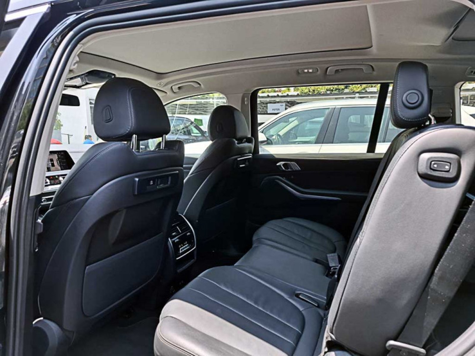 BMW X7 Xdrive40i Executive 3.0 Aut 2023 - Imagen 12 de 13
