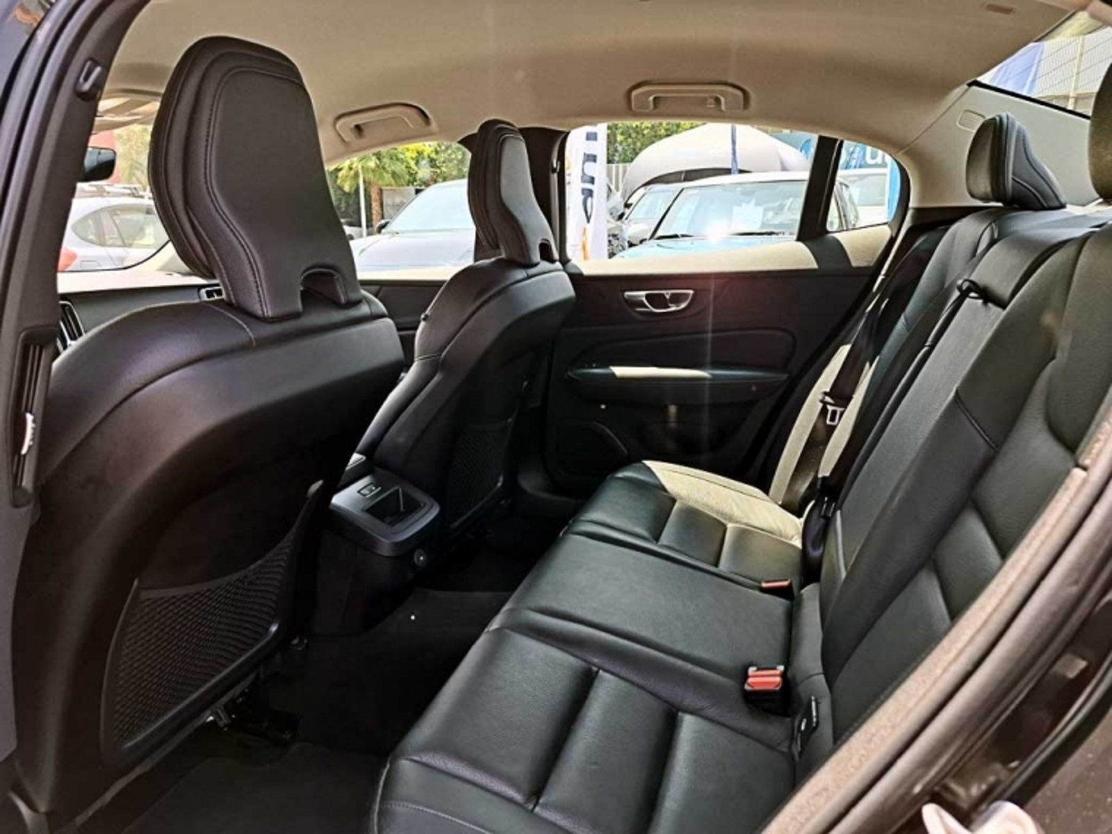 VOLVO S60 Ii B4 2.0 Aut 2023 - Imagen 13 de 14