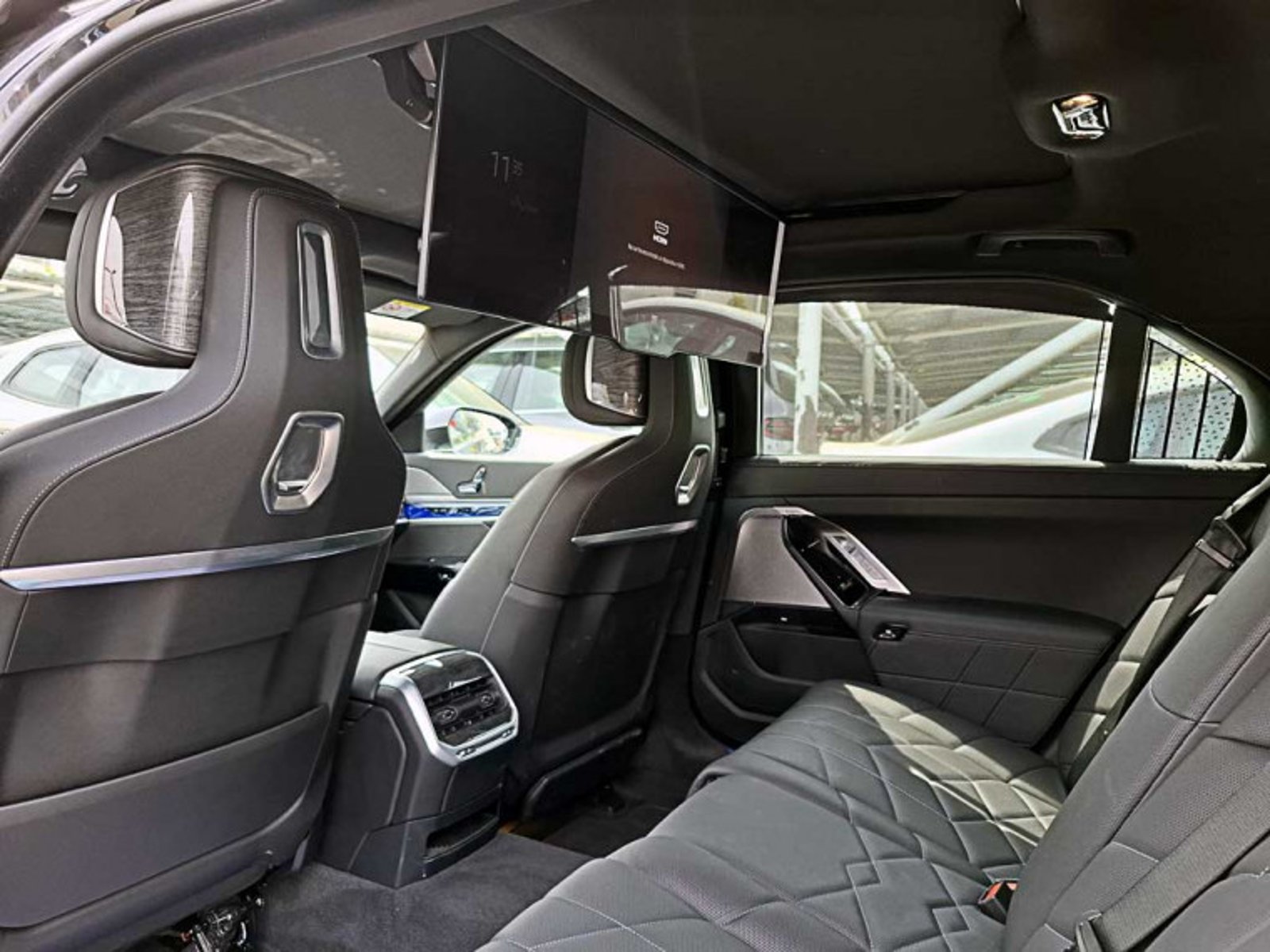 BMW 740 I Berlina Pure Excellence 2025 - Imagen 12 de 13