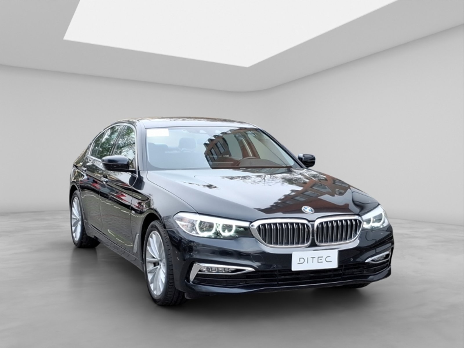 BMW 530 I Luxury 2.0 Aut 2018 - Imagen 3 de 20