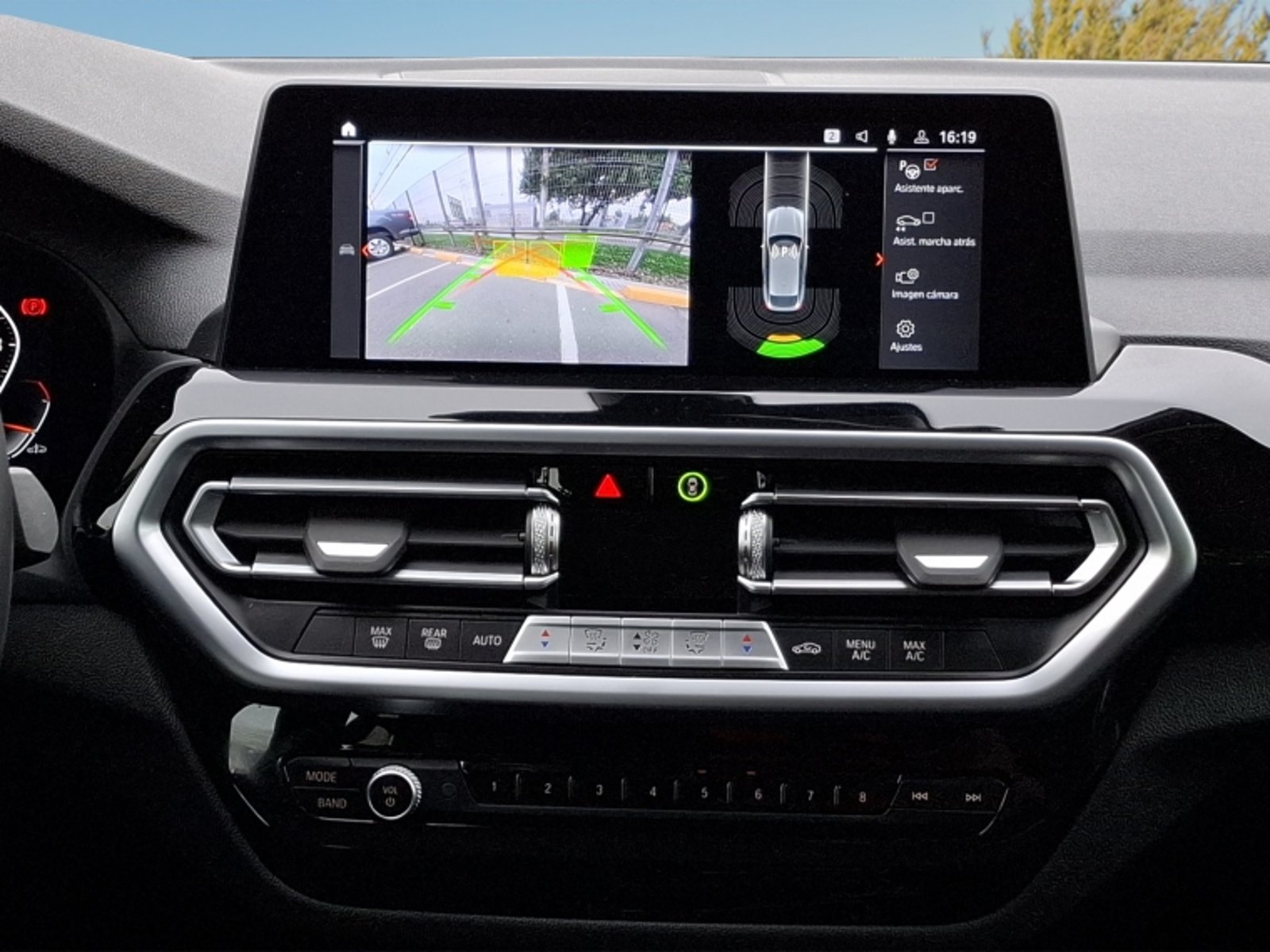 BMW X4 Xdrive 20i 4x4 2.0 At 2024 - Imagen 18 de 20