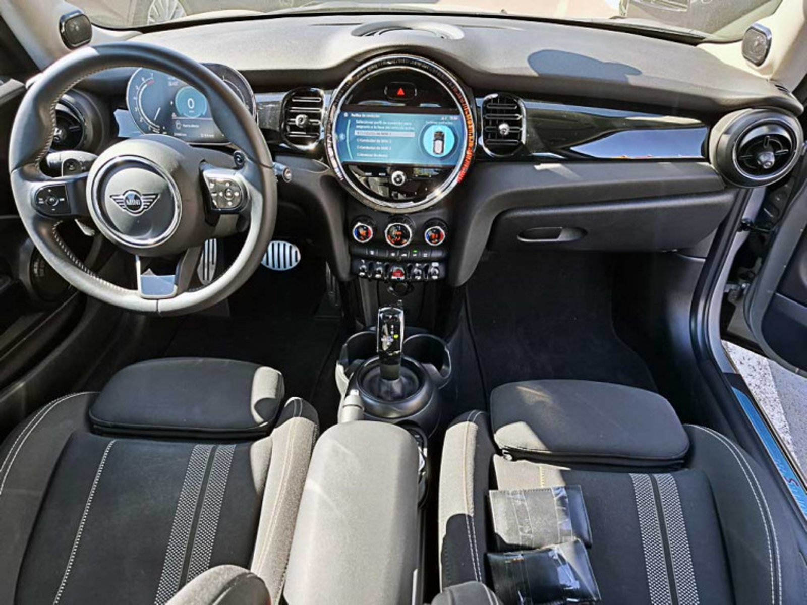 MINI Cooper S 2.0 Hb 3p Iconic 2024 - Imagen 6 de 10